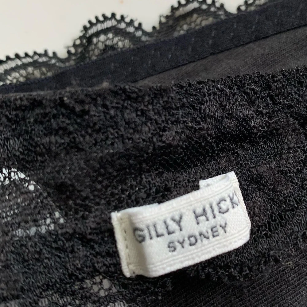 Gilly Hicks Lace Halter Neckline Bralette